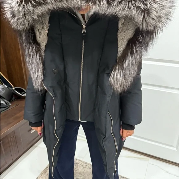 Mackage Black Puffer Coat with silver fox Fur Trim - Picture 2 of 9